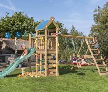 Jungle Nomad | Wooden climbing frame with swings & climbing net